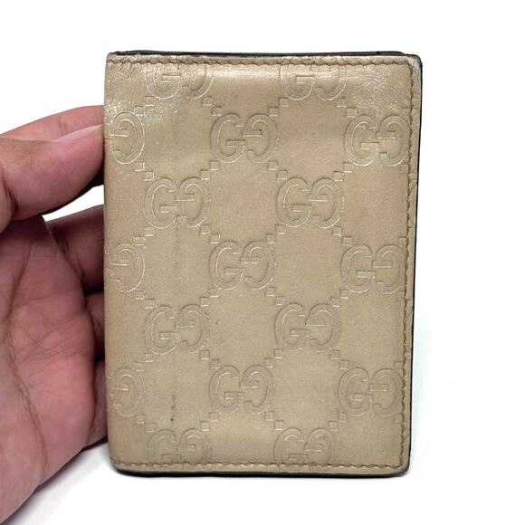 Gucci ‘GG’ Bifold Wallet - Picture 2 of 8